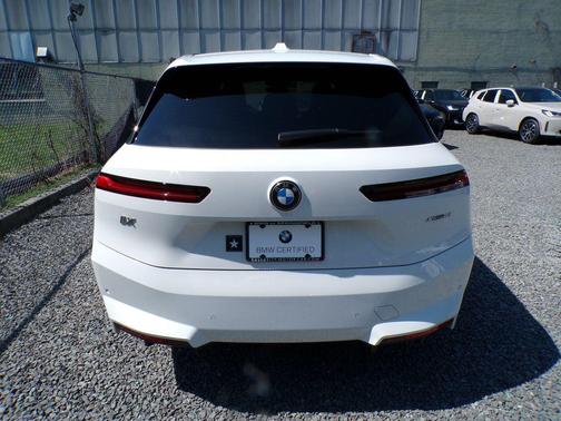Alpine White 2026 BMW iX xDrive45