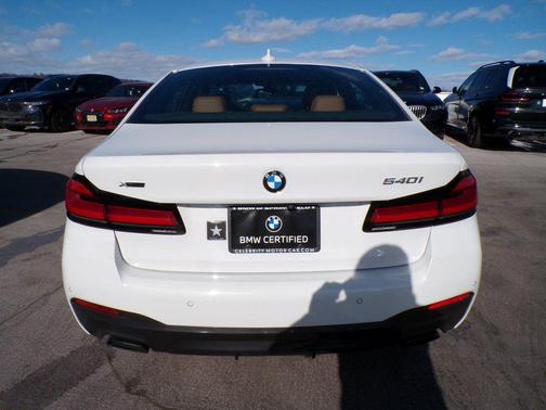 2022 BMW 540 i xDrive