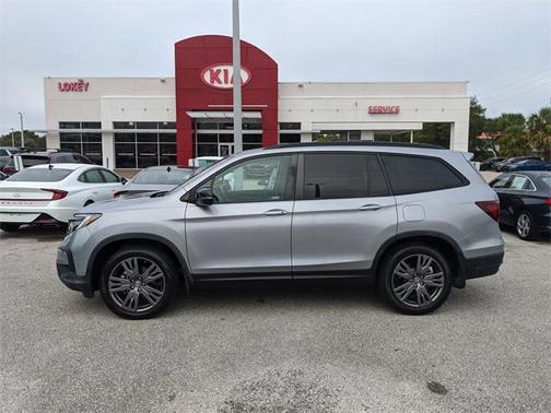 2022 Honda Pilot 2WD Sport