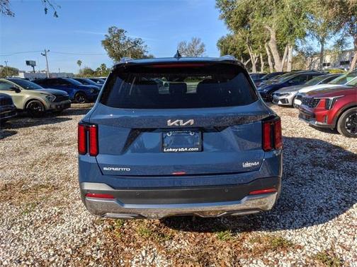 2025 Kia Sorento S