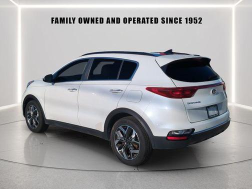 Snow White Pearl 2020 Kia Sportage EX