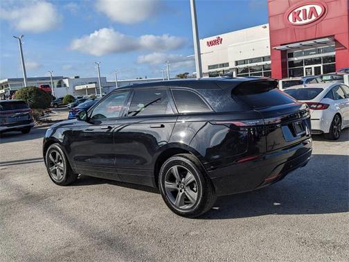 2025 Land Rover Range Rover Velar P250 SE R-Dynamic