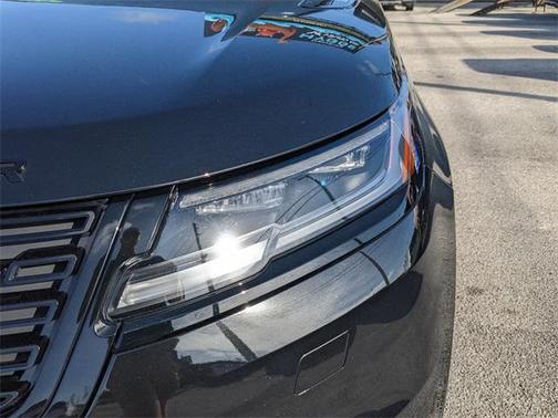 2025 Land Rover Range Rover Velar P250 SE R-Dynamic