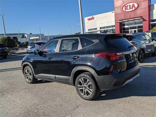 2022 Kia Seltos LX