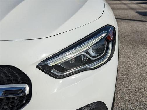 2021 Mercedes-Benz GLA 250 Base 4MATIC