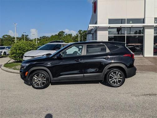 2022 Kia Seltos LX