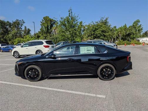 2025 Kia K4 GT-Line Turbo