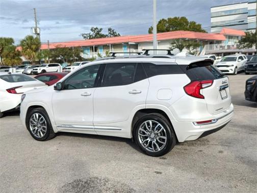 2022 GMC Terrain Denali