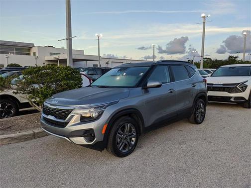 2023 Kia Seltos S