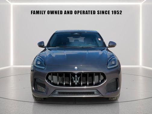 Gray 2023 Maserati Grecale GT