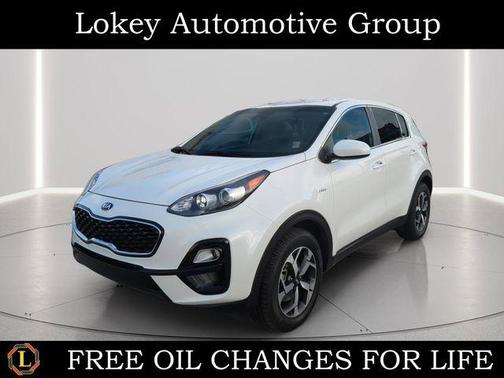 Snow White Pearl 2022 Kia Sportage LX