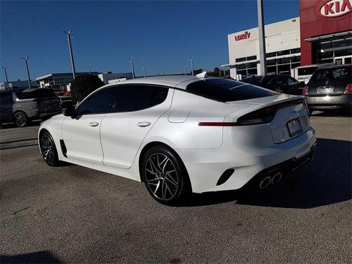 2022 Kia Stinger GT-Line