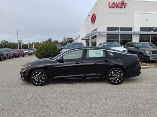 2025 Kia K5 EX