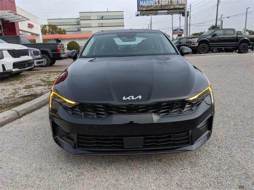 2025 Kia K5 EX