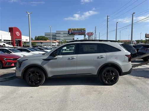 2025 Kia Sorento EX