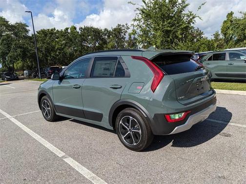 2025 Kia Niro EX