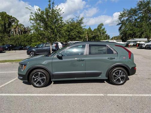 2025 Kia Niro EX