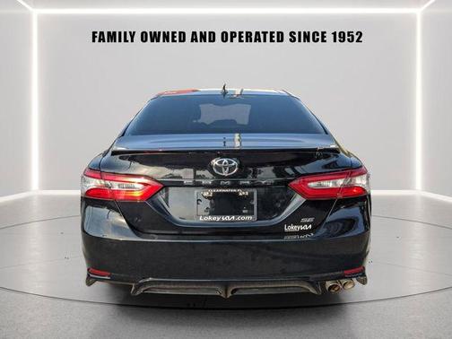 Midnight Black Metallic 2019 Toyota Camry LE