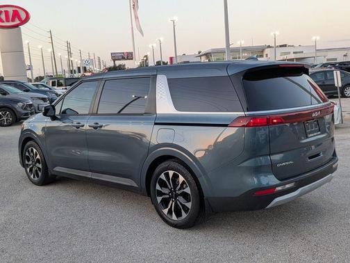Astra Blue 2023 Kia Carnival EX