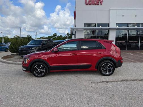 2025 Kia Niro EX