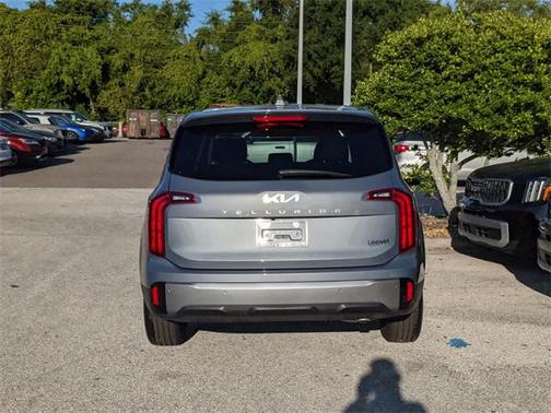 2025 Kia Telluride LX