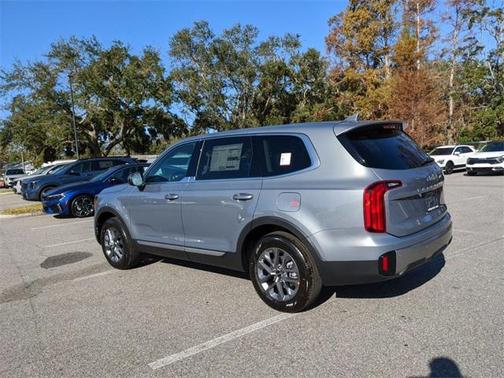 2025 Kia Telluride LX