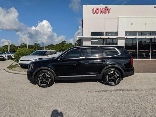 2023 Kia Telluride S