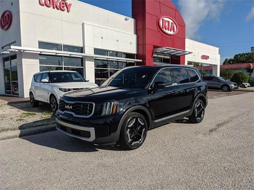 2023 Kia Telluride S