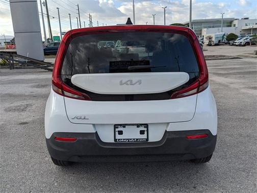 2022 Kia Soul LX