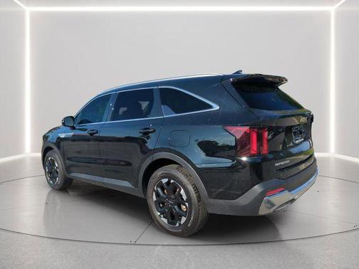 Ebony Black 2026 Kia Sorento S