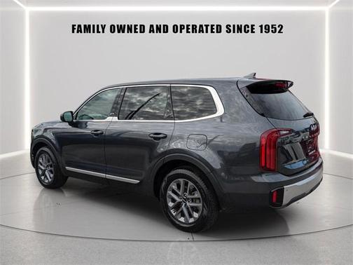 2023 Kia Telluride LX