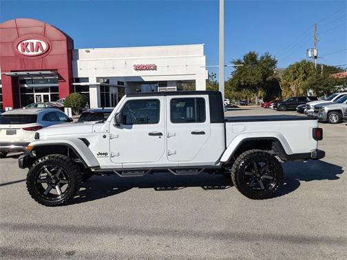 2023 Jeep Gladiator Sport S