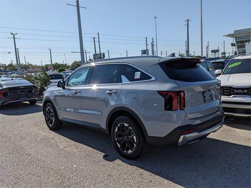 2025 Kia Sorento S