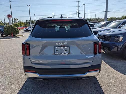2025 Kia Sorento S