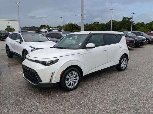 2023 Kia Soul LX