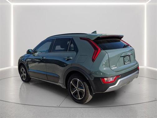 2025 Kia Niro EX