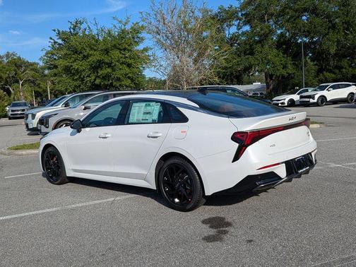 Snow White Pearl 2026 Kia K5 GT-Line FWD