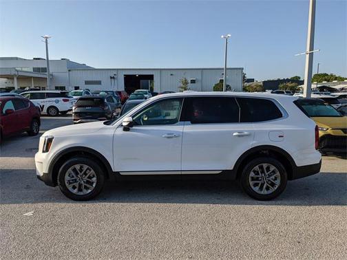 2025 Kia Telluride LX