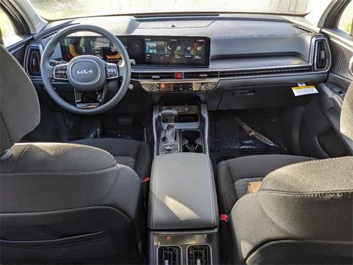 2025 Kia Sorento LX