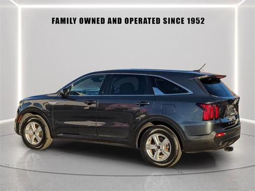 2022 Kia Sorento LX