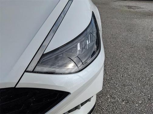 2022 Hyundai SONATA SEL
