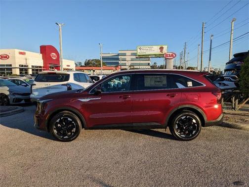 2025 Kia Sorento S