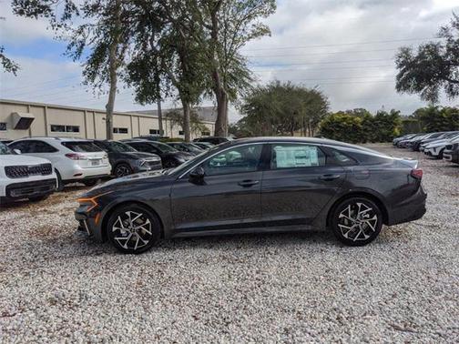 2025 Kia K5 EX