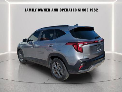 Steel Gray 2024 Kia Seltos S