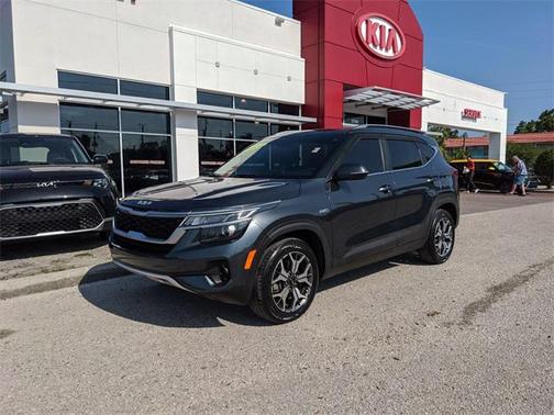 2022 Kia Seltos EX
