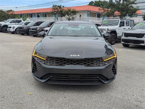 2023 Kia K5 EX