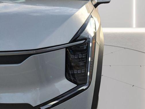 Ivory Silver 2026 Kia EV9 Wind