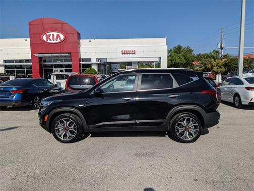 2023 Kia Seltos SX Turbo