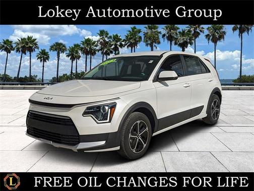 2023 Kia Niro LX