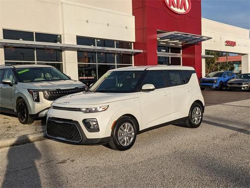 2022 Kia Soul LX